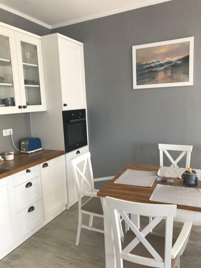 Apartament Z Widokiem Na Jezioro Appartement Rydzewo Buitenkant foto