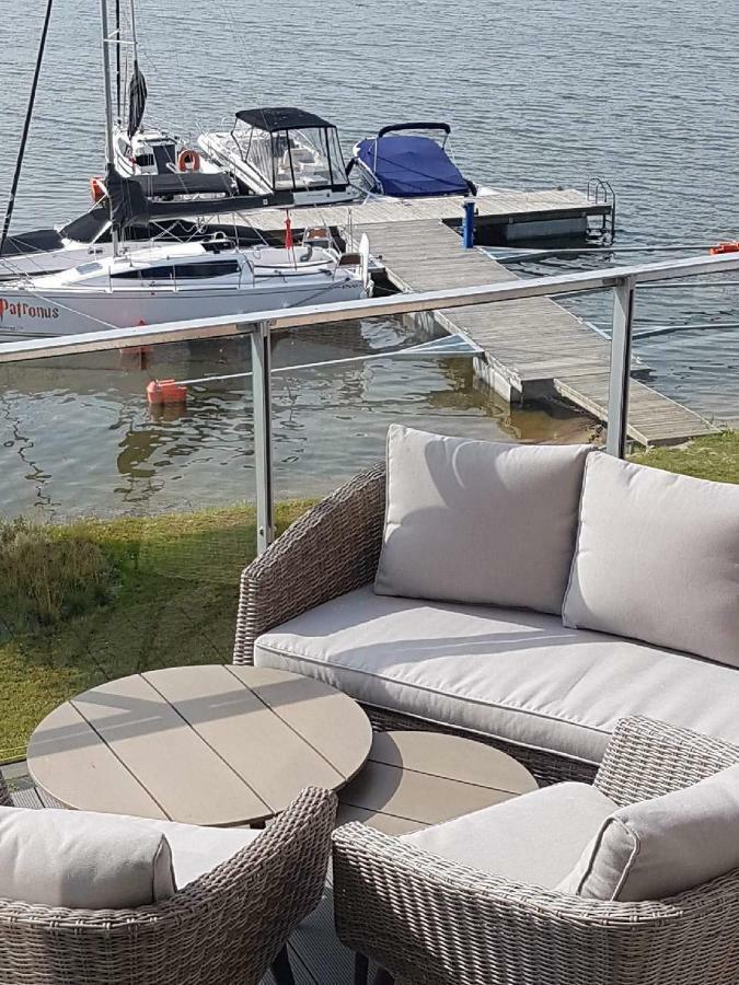 Apartament Z Widokiem Na Jezioro Appartement Rydzewo Buitenkant foto